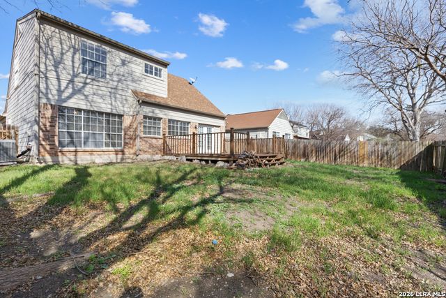 9135 Rue De Lis, San Antonio, TX 78250