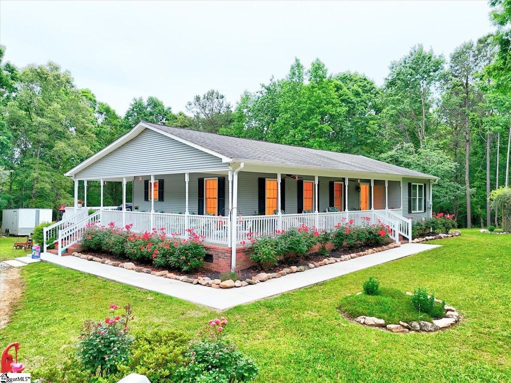 833 Duncan Creek Church Road, Laurens, SC 29360
