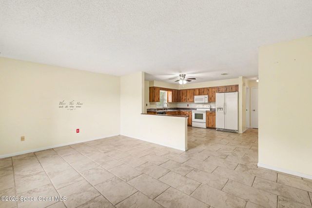 147 E Towne Place, Titusville, FL 32796