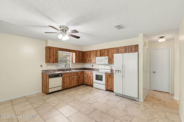147 E Towne Place, Titusville, FL 32796