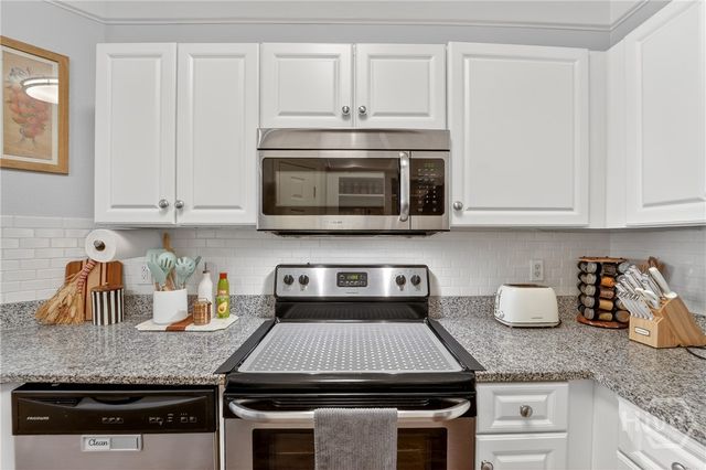 2513 Whitemarsh Way, Savannah, GA 31410