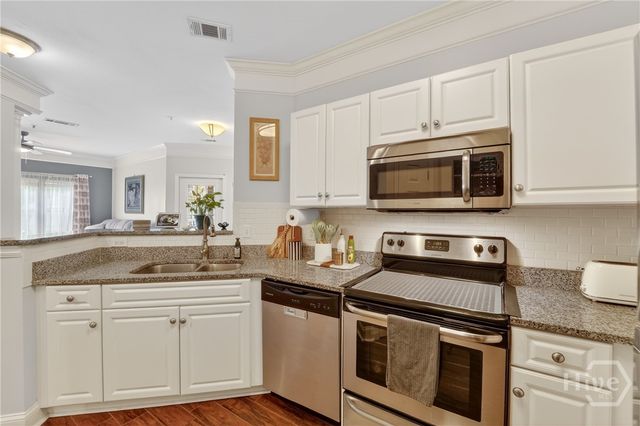 2513 Whitemarsh Way, Savannah, GA 31410