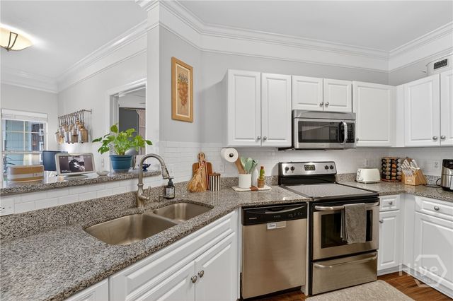 2513 Whitemarsh Way, Savannah, GA 31410