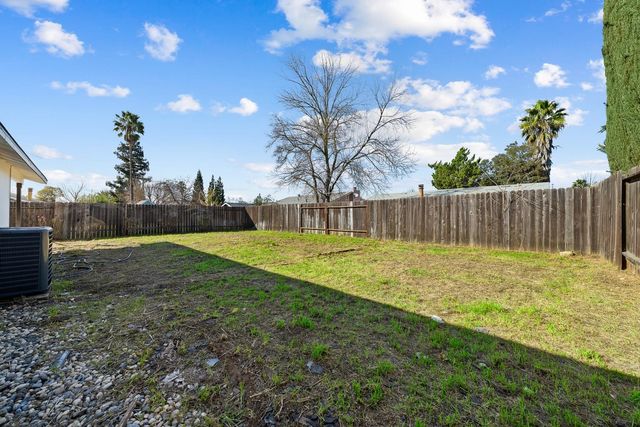 9821 Culp WAY, Sacramento, CA 95827