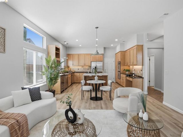 1260 Bay Court, Brentwood, CA 94513