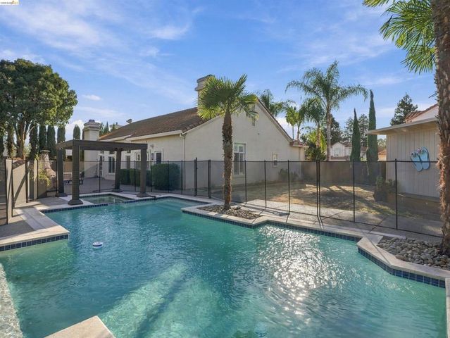 1260 Bay Court, Brentwood, CA 94513