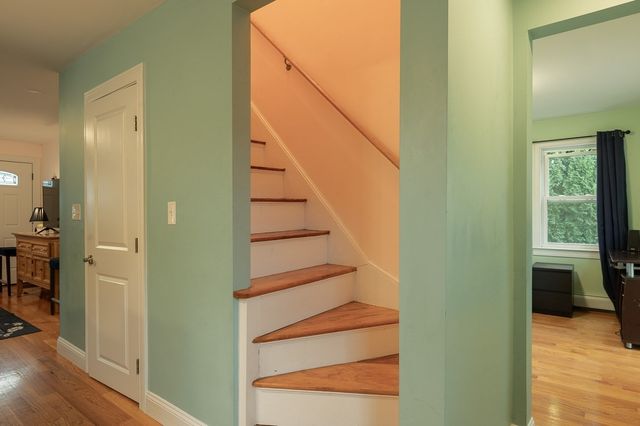 28 Heathcote St, Boston, MA 02131