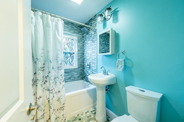28 Heathcote St, Boston, MA 02131