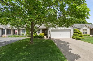 2443 Shoreham Highlands Street, St. Joseph Twp, MI 49085