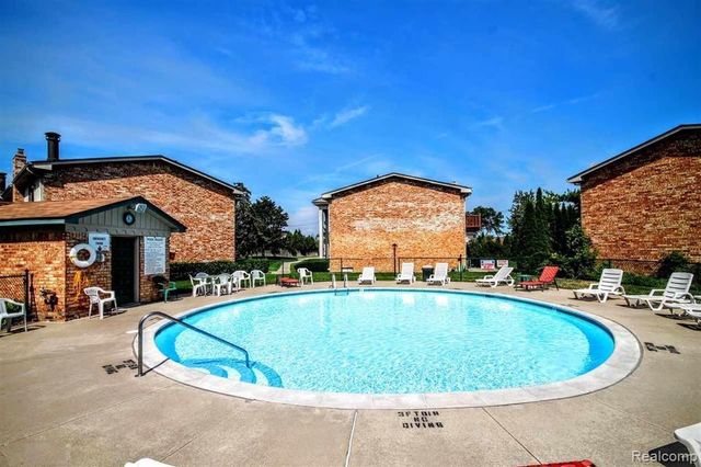 8114 Clay Court, Sterling Heights, MI 48313