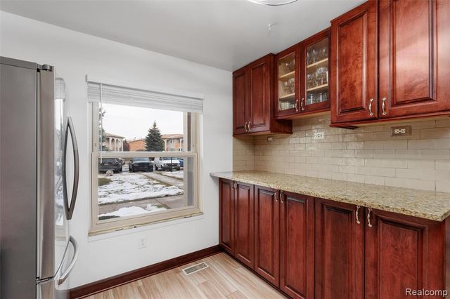 8114 Clay Court, Sterling Heights, MI 48313