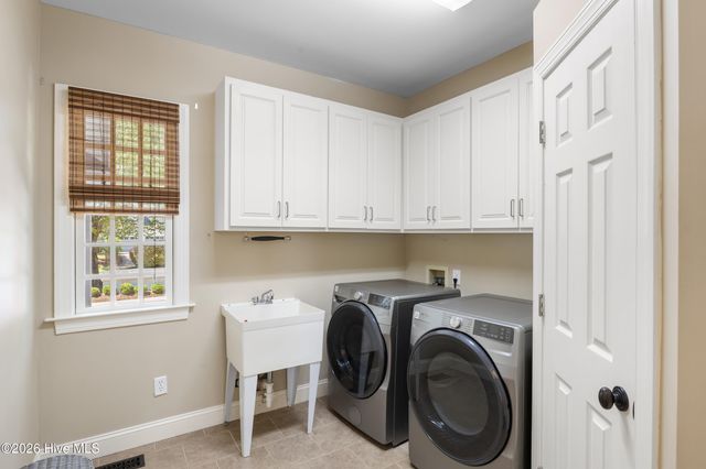 1633 Pembroke Jones Drive, Wilmington, NC 28405