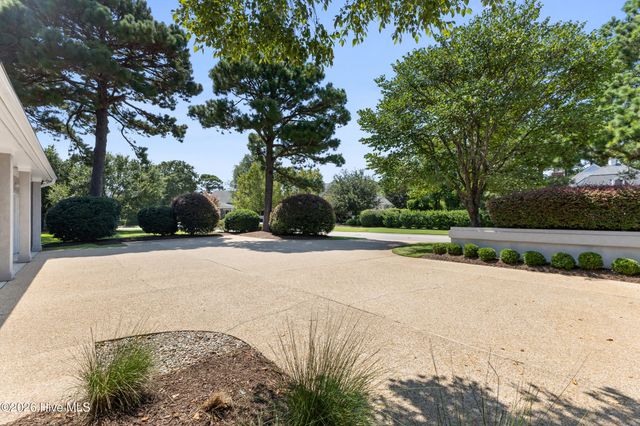 1633 Pembroke Jones Drive, Wilmington, NC 28405