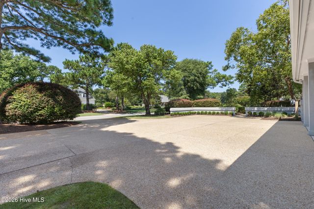 1633 Pembroke Jones Drive, Wilmington, NC 28405