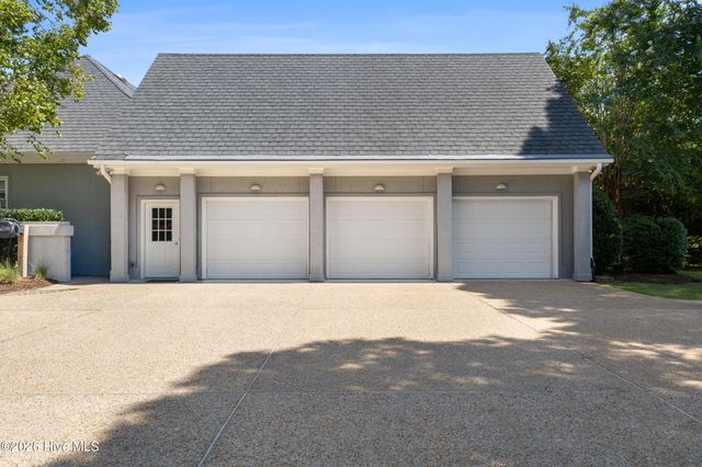 1633 Pembroke Jones Drive, Wilmington, NC 28405