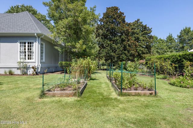 1633 Pembroke Jones Drive, Wilmington, NC 28405