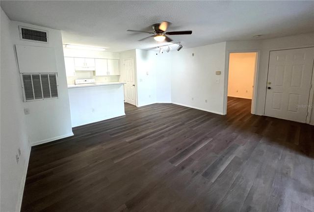 2203 YANKEE PLACE 204, Orlando, FL 32839