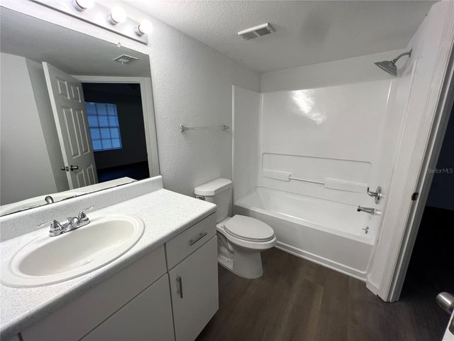 2203 YANKEE PLACE 204, Orlando, FL 32839