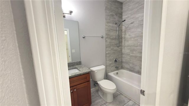 2702 W SAINT CONRAD STREET, Tampa, FL 33607
