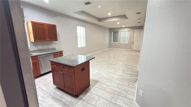 2702 W SAINT CONRAD STREET, Tampa, FL 33607