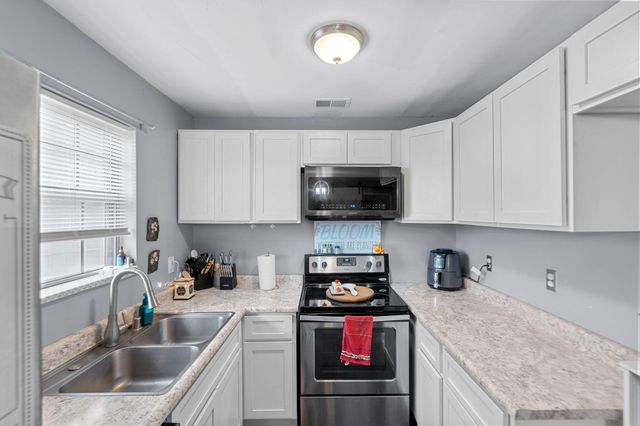 108 Charro Court, Frankfort, KY 40601