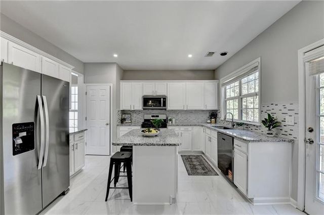 623 Friars Head Court, Suwanee, GA 30024