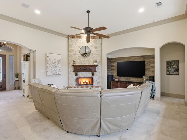 12833 Whisper Willows Drive, Fort Worth, TX 76052