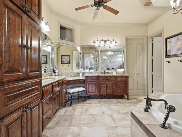 12833 Whisper Willows Drive, Fort Worth, TX 76052