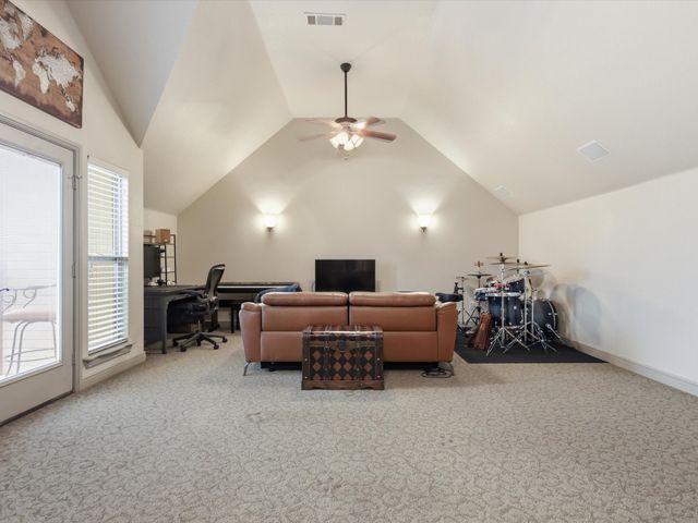 12833 Whisper Willows Drive, Fort Worth, TX 76052