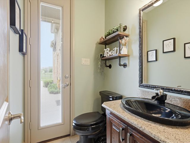 12833 Whisper Willows Drive, Fort Worth, TX 76052