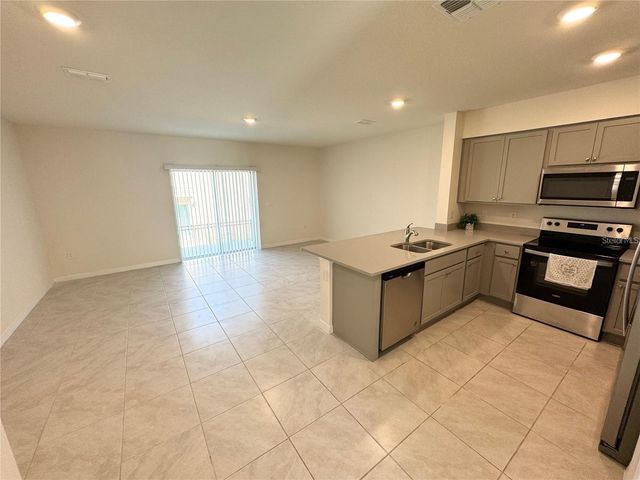 2353 PENGUIN BOULEVARD, Davenport, FL 33837