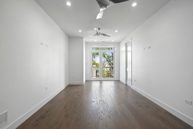 3008 W Belmont Avenue 3, Chicago, IL 60618