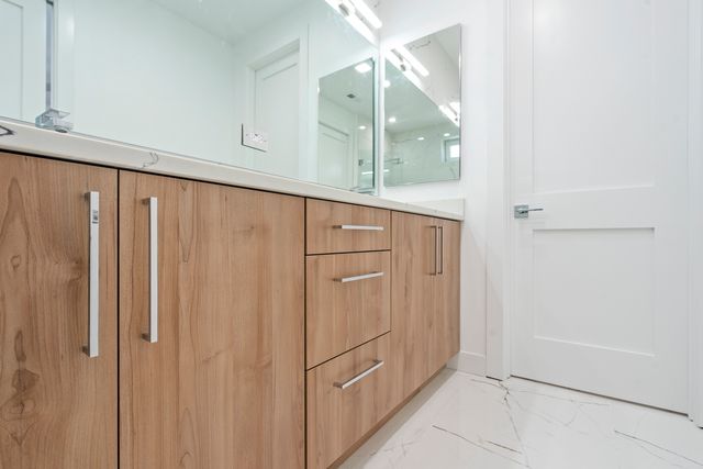 3008 W Belmont Avenue 3, Chicago, IL 60618
