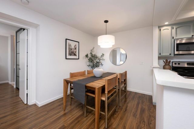 1422 Via Vista, San Mateo, CA 94404