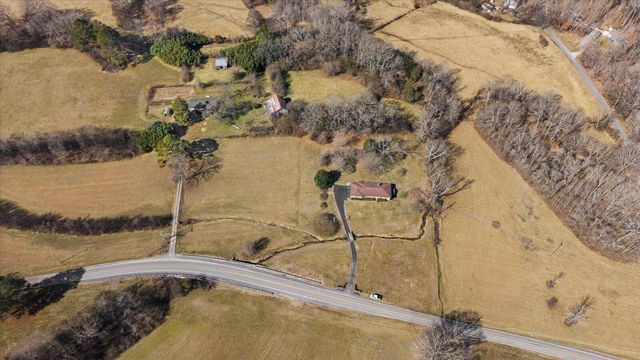557 Alvin York Highway, Whitwell, TN 37397