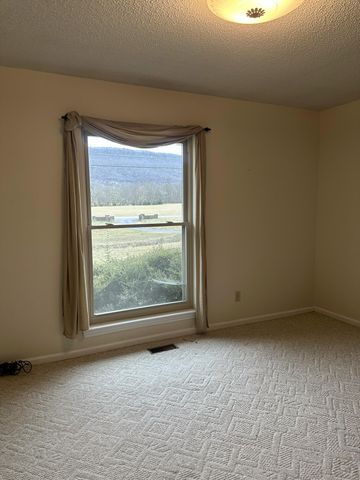 557 Alvin York Highway, Whitwell, TN 37397