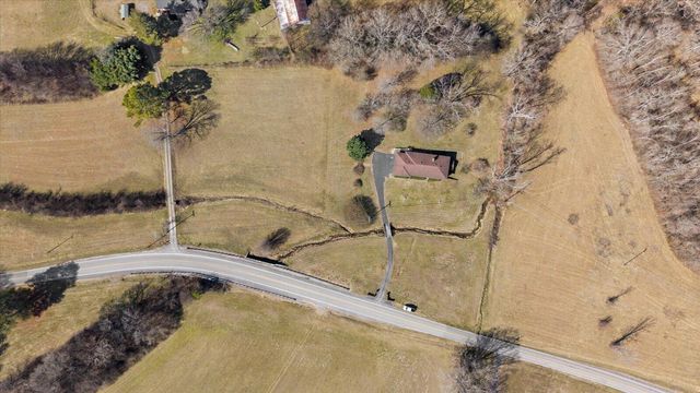 557 Alvin York Highway, Whitwell, TN 37397