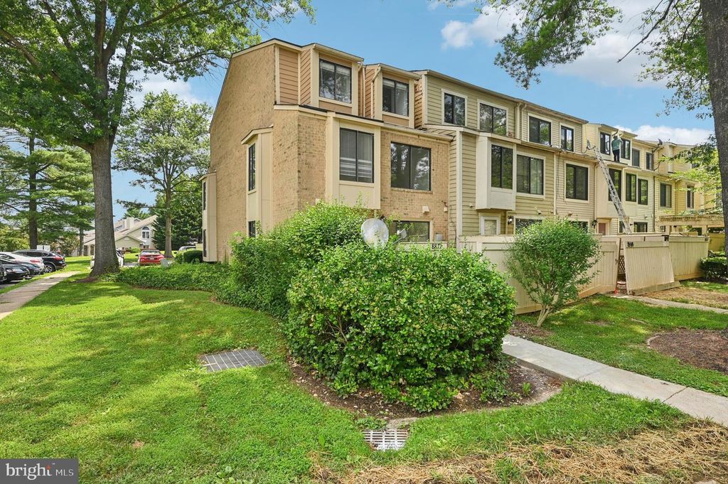 8871 WELBECK WAY, Montgomery Village, MD 20886