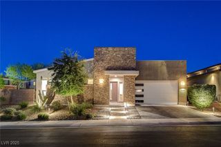 2560 Bridle Oaks Court, Henderson, NV 89044