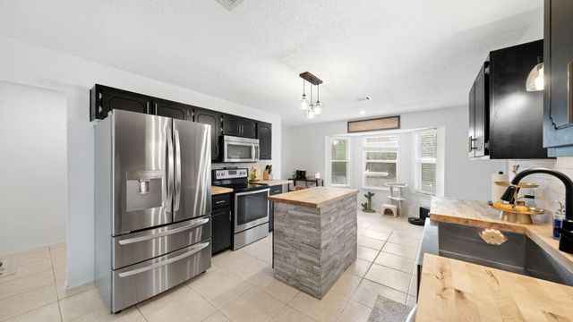 4815 Summer Creek Cove, Crestview, FL 32539