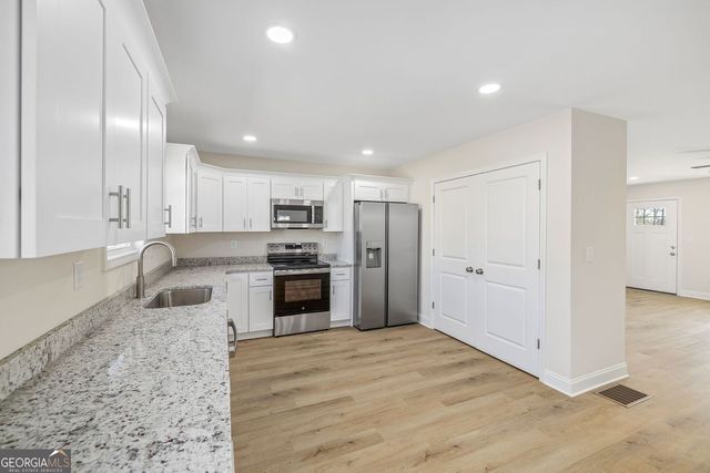 613 Cypress Drive, Mount Airy, GA 30563