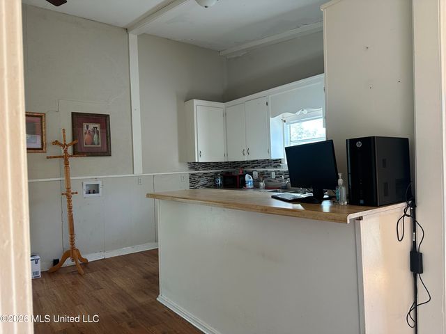 1750 Camellia Lane, Jackson, MS 39204