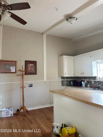 1750 Camellia Lane, Jackson, MS 39204