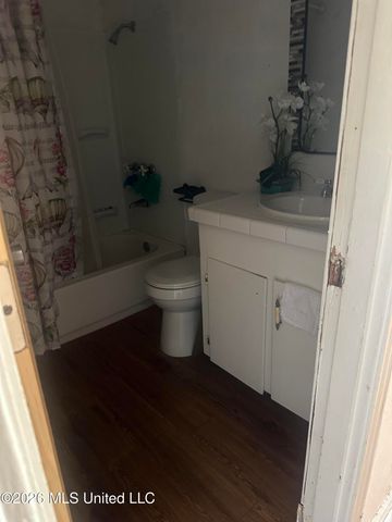 1750 Camellia Lane, Jackson, MS 39204