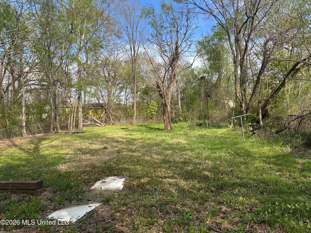 1750 Camellia Lane, Jackson, MS 39204