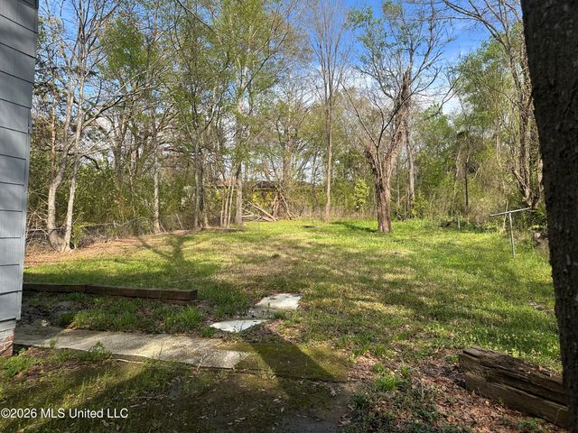 1750 Camellia Lane, Jackson, MS 39204