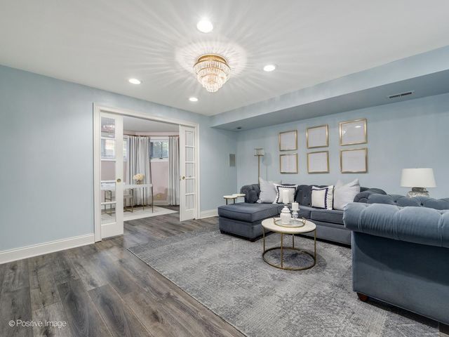 1862 N Halsted Street 1S, Chicago, IL 60614