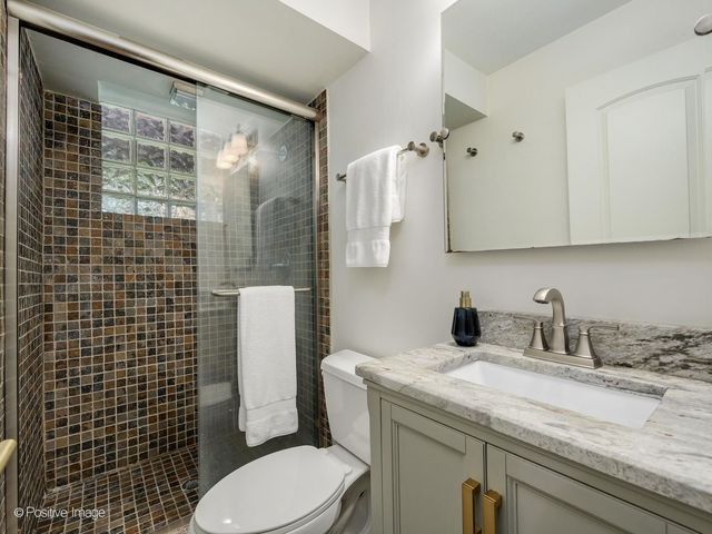 1862 N Halsted Street 1S, Chicago, IL 60614