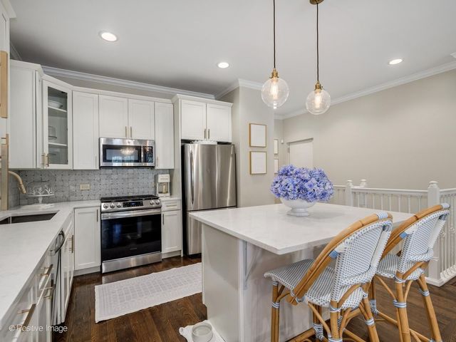 1862 N Halsted Street 1S, Chicago, IL 60614