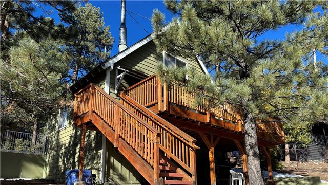 627 Chipmunk, Big Bear Lake, CA 92315